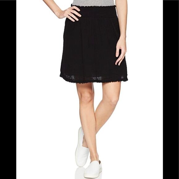 Three Dots double gauge navy short skirt. NWOT - Picture 2 of 7